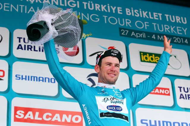 280414-OPQS-Tour-of-Turkey-Stage-1-Cavendish-Podium-Leader