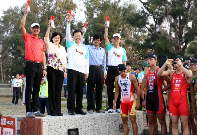 306安平鐵人賽12日進行全程賽中華民國鐵人三項運動協會提供