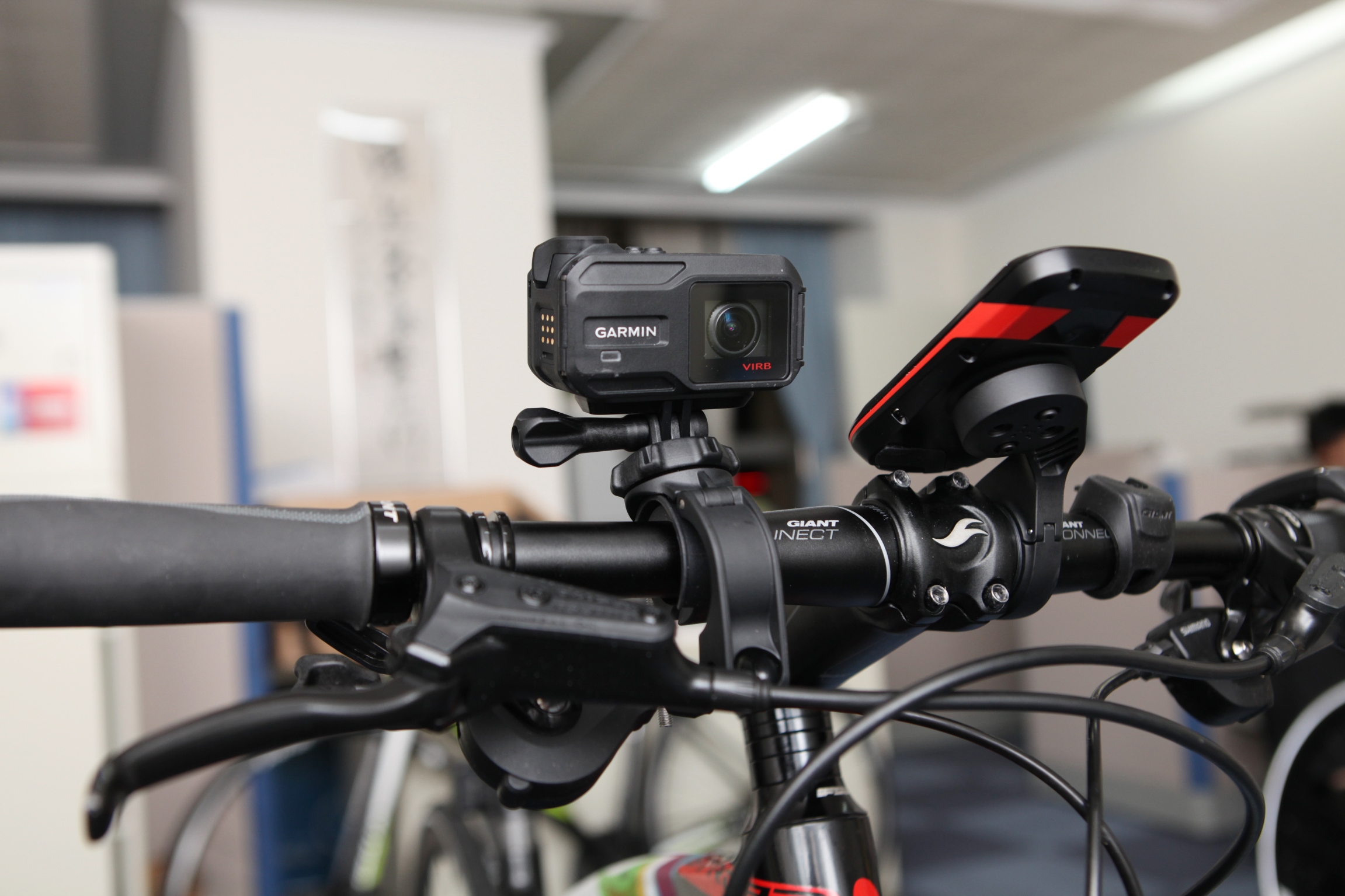 圖說三Garmin Edge1000自行車衛星導航提供雙城挑戰沿途導航指引VIRB XE HD高畫質運動攝影機具動態感知記錄生理數據在影片中完整重現380KM路程的真實感受