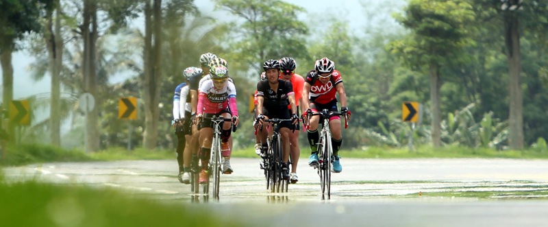 007環花東挑戰第二站車手穿梭在花東縱谷中華民國自行車騎士協會提供