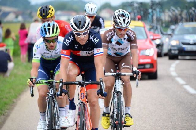 20140712361 121438G Sylvain CHAVANEL IAM et Niki TERPSTRA OPQS ont été repris par Simon YATES Orica Blel KADRI AG2R et Adrien PETIT Cofidis au km 42