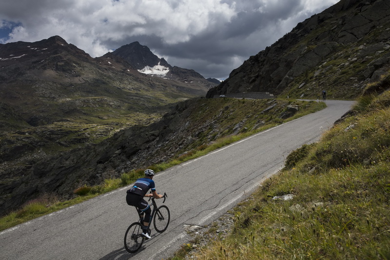 SLorencePhoto GiantDefy1 080