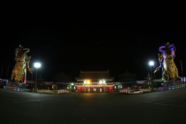004踩線團首日入住正統鹿耳門聖母廟香客大樓夜景中華民國自行車騎士協會提供
